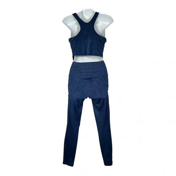 Athleta Salutation Stash Pocket II 7/8 Pants and Top Set - Picture 4 of 9